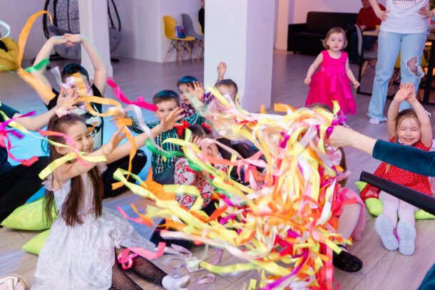 День Знаний со «Звёздочками»: Баба Яга против праздника!