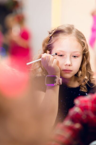 Праздник в стиле «Девичника»: программа для девочек