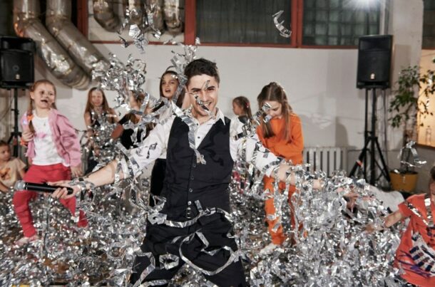 Современный выпускной для современных подростков